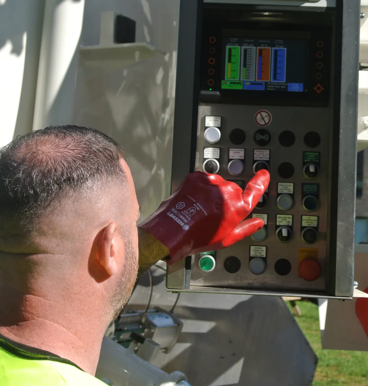 man-instrument-panel Commercial Unblocking Showers